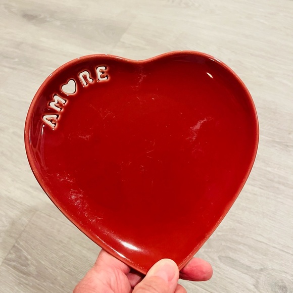 ❤️ Williams Sonoma Valentine heart shaped plates ❤️ - Picture 11 of 12